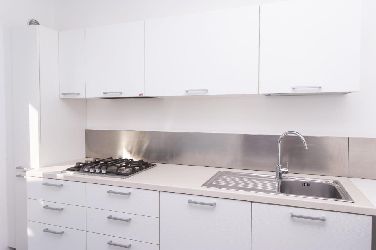 S018 - Sirolo, Nuovissimo Trilocale In Pietra Con Giardino Dx Apartment Екстериор снимка